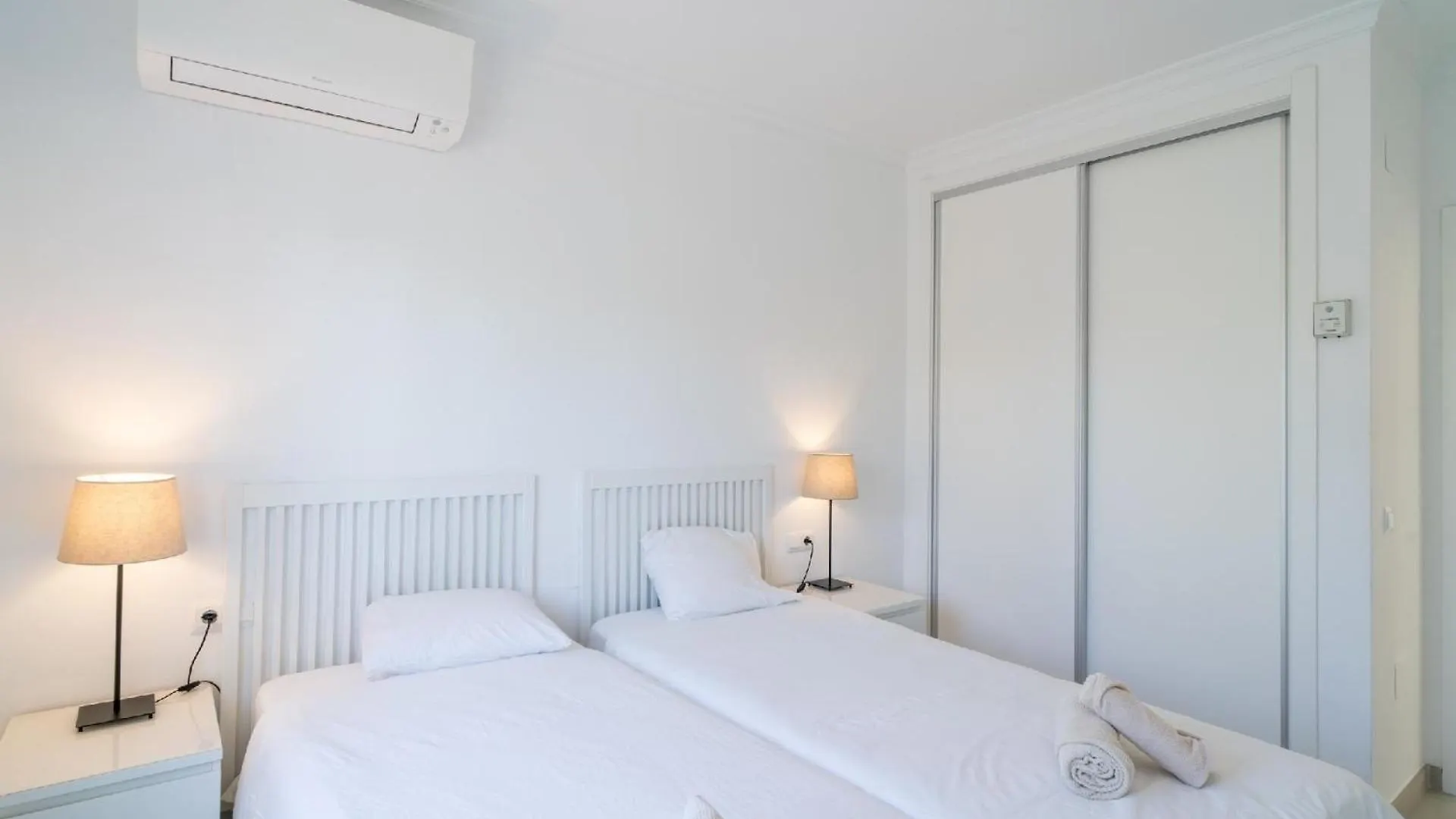 Apartment Ferienwohnung Fuer 5 Personen Ca 100 Qm In Nerja, Andalusien Costa Del Sol