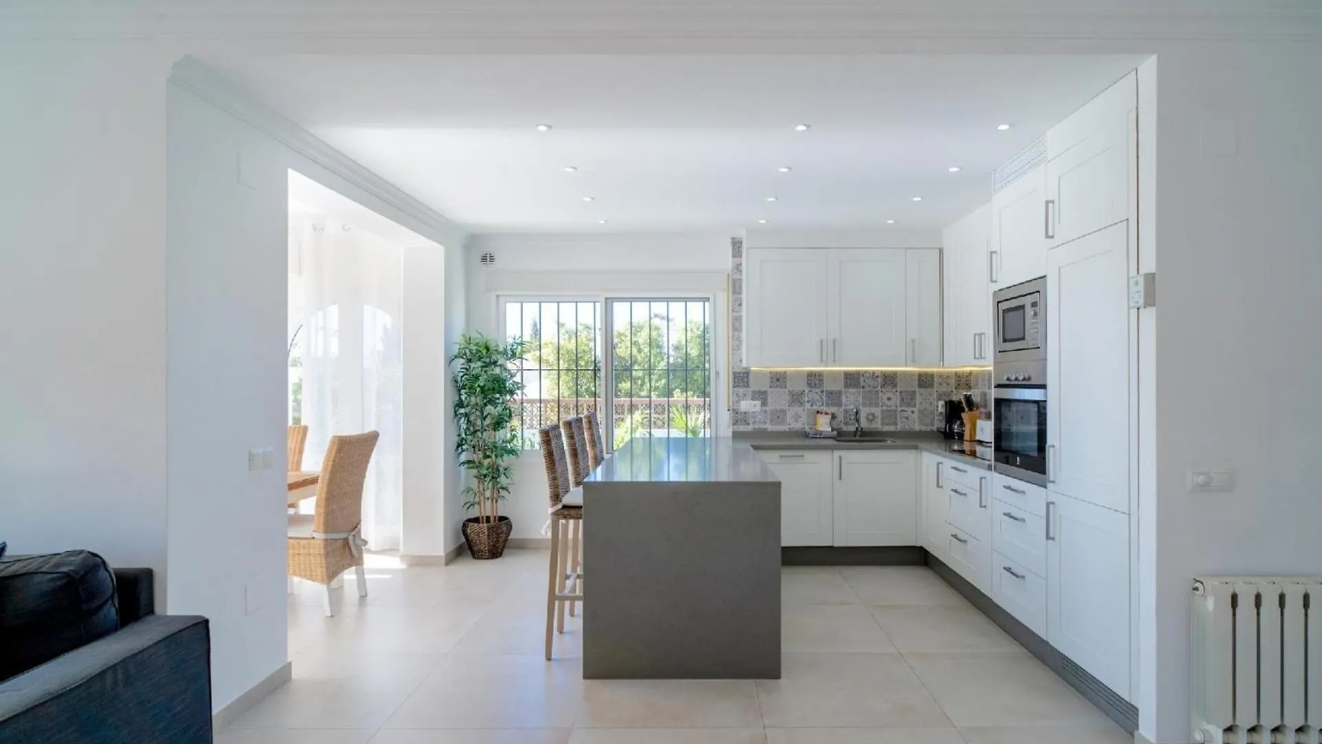 Ferienwohnung Fuer 5 Personen Ca 100 Qm In Nerja, Andalusien Costa Del Sol 0*, Nerja
